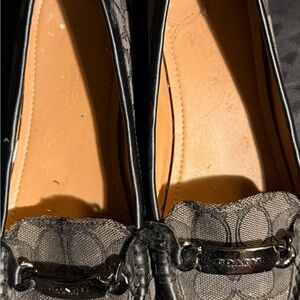 Coach Black and Gray Luxury Women's Loafers size 7 rare fiind comfortable